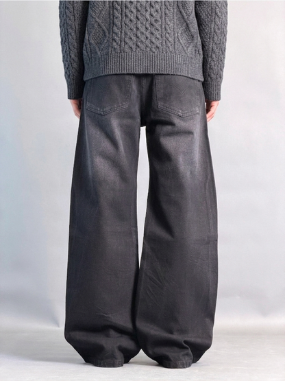 BLACKOUT BAGGY